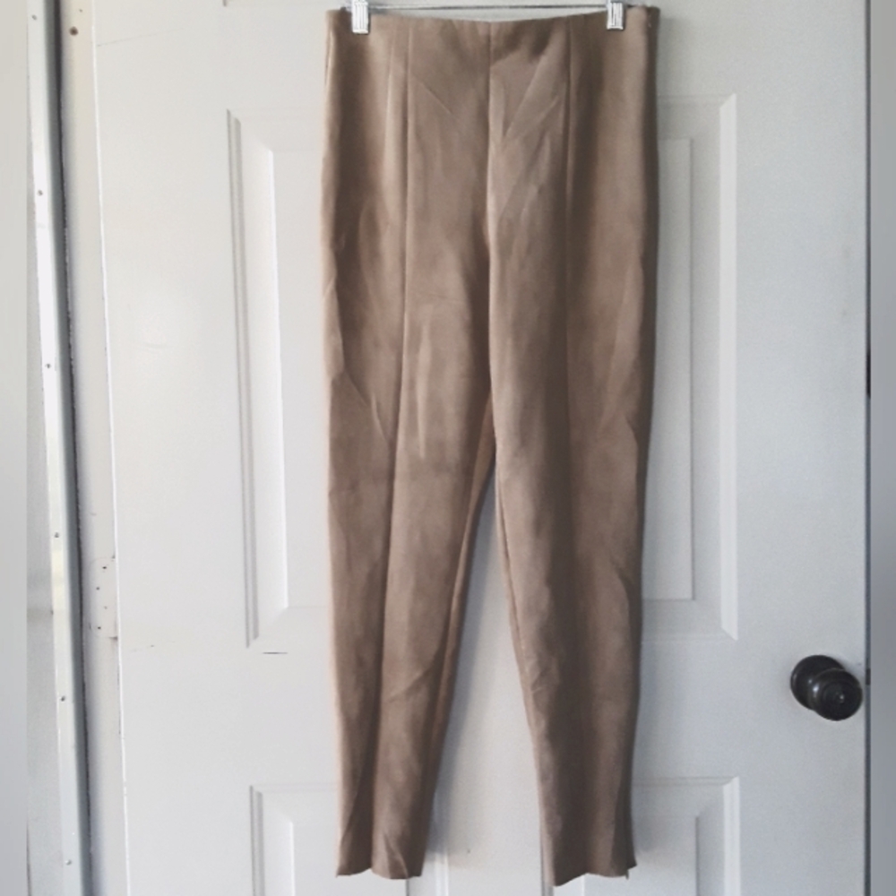 Zara. Faux Suede Hi-Rise Legging. Size: Large